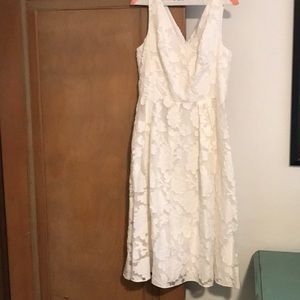 Lacey floral appliqué dress